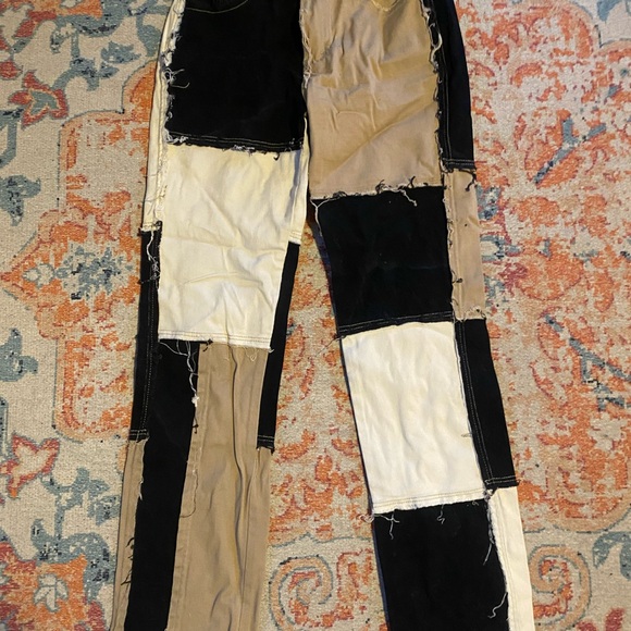 Colorblock Patchwork Pants - Picture 2 of 2